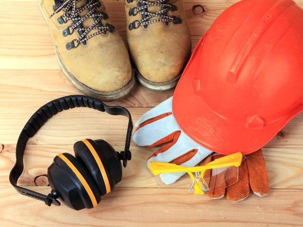 Guanti-e-indumenti-soliera